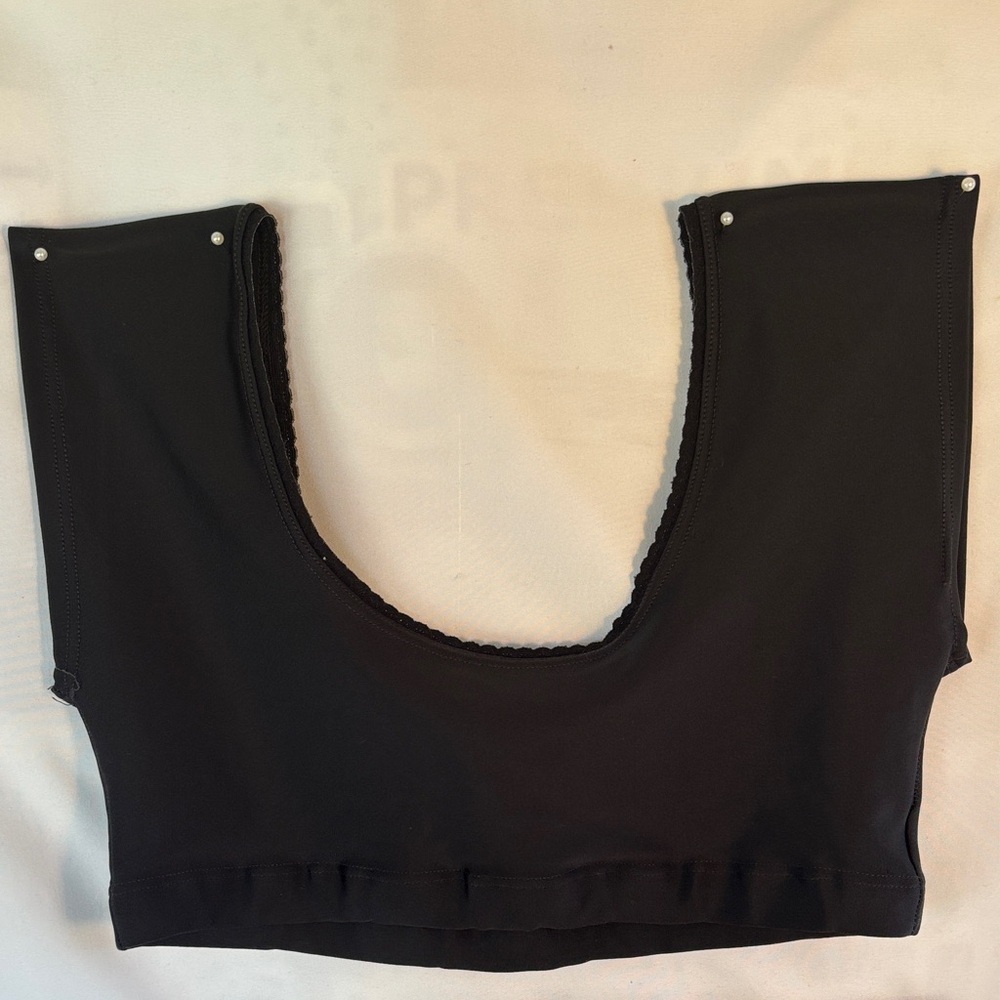 VINTAGE 1980โs BRAZILIAN BRAND โJUMPโ BLACK CROP TOP & SHORTS SET SIZE 8 - Picture 9 of 16